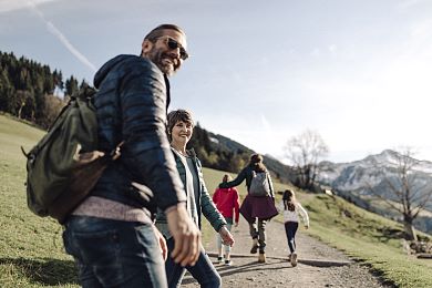 Hiking with the family in the Tyrolean Alps