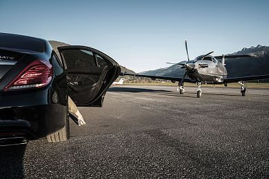 Mit dem privaten Charter Flieger über Tirols Berge fliegen